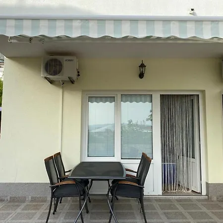 Znaor Apartment Baska Voda