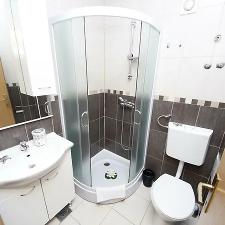 Apartment Znaor
